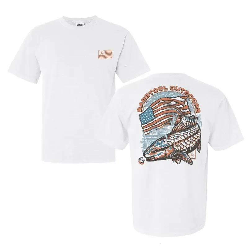 Barstool Outdoors Red Fish Graphic T-Shirt – Perfect for Fishing Enthusiasts and Outdoor Adventures