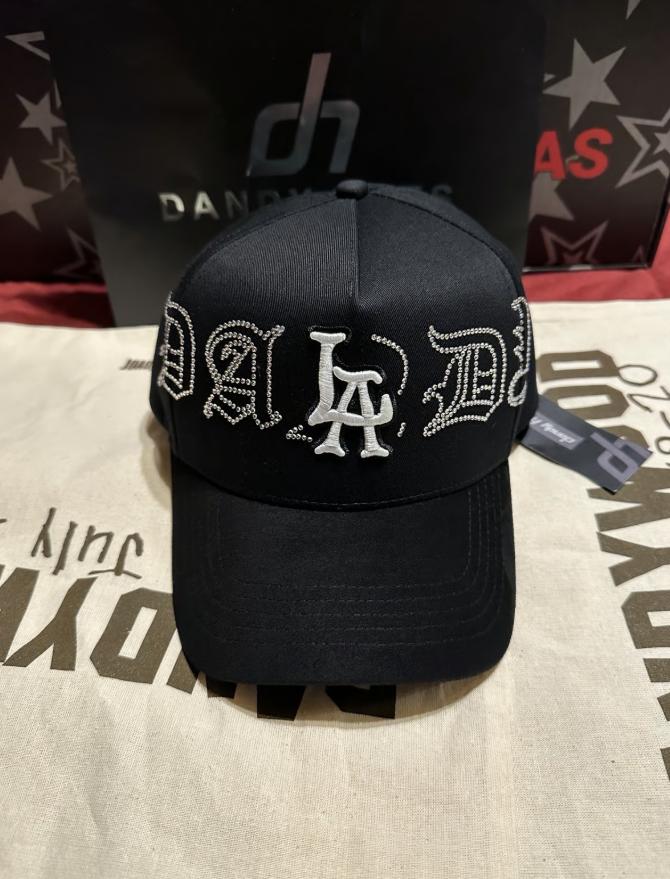 Dandy Hats “La Crystal” Black Baseball Cap – Embroidered Streetwear Hat
